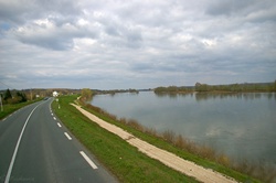 ZAMKI NAD LOARĄ / image_0164.jpg