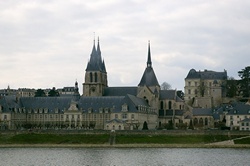 ZAMKI NAD LOARĄ / image_0167.jpg